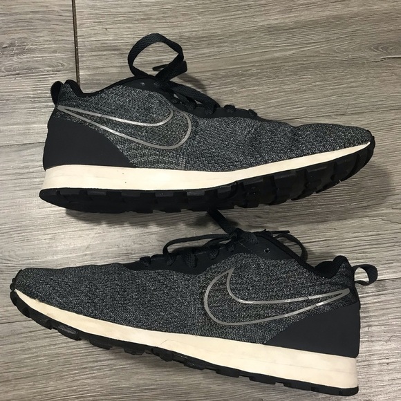 Nike Md Runner 2 Eng Mesh Anthracite Black Runners - Picture 3 of 7